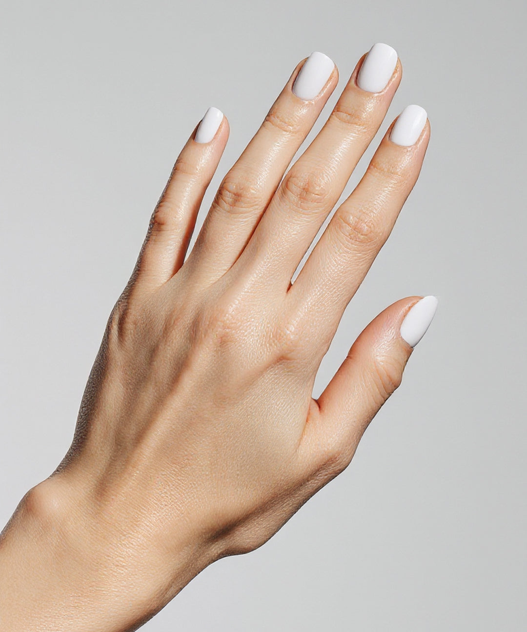 ph7-nail-lacquer-hand-001.jpg
