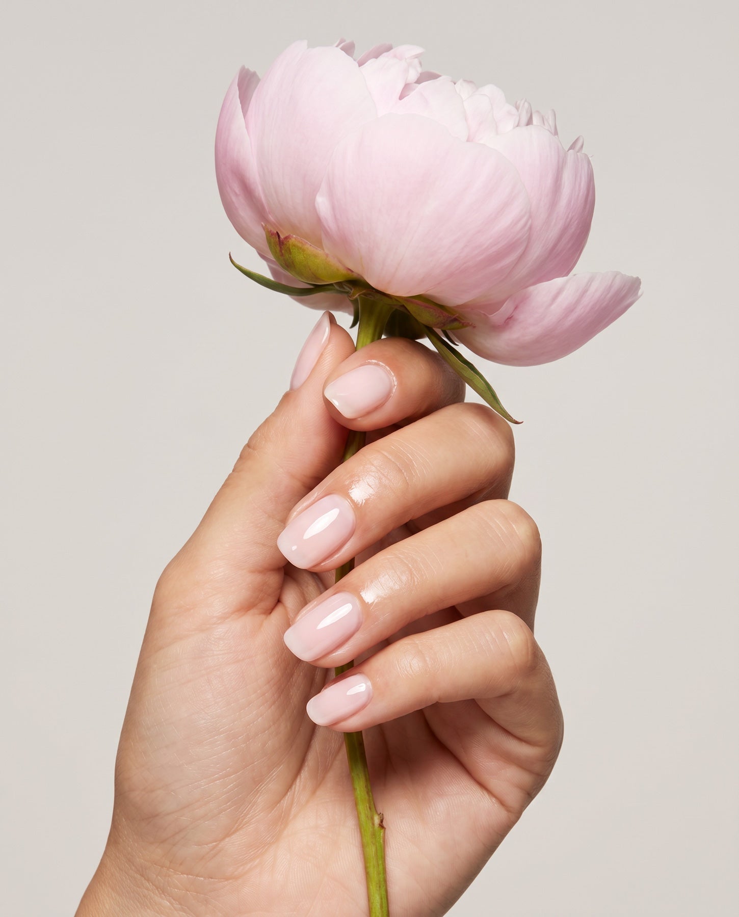 ph7-nail-lacquer-hand-003-2.jpg