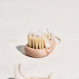 [ p H 7 ] Nail Brush